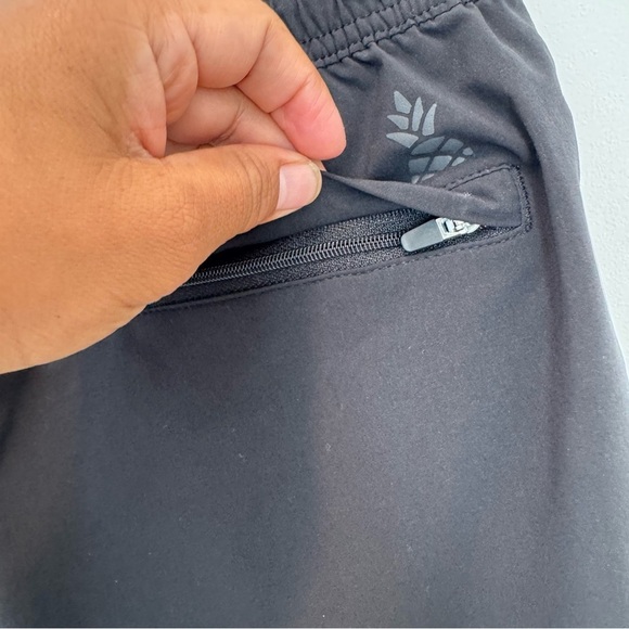 Chubbies The Secret Agents 7 inch shorts size S - Picture 4 of 10